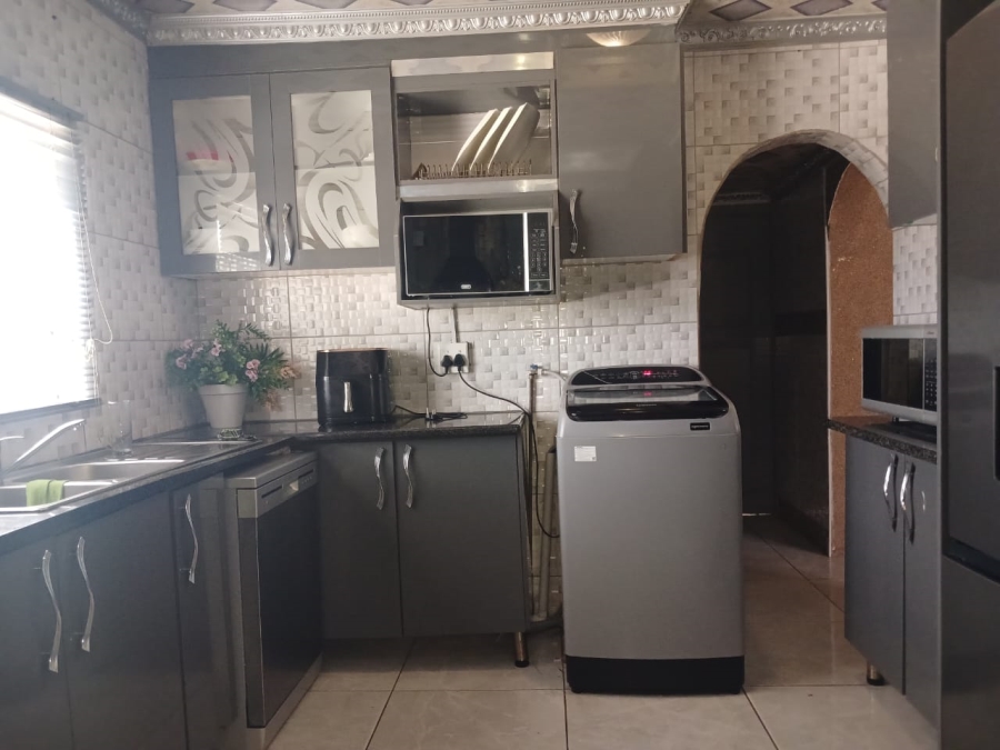 3 Bedroom Property for Sale in Mdantsane Nu 16 Eastern Cape